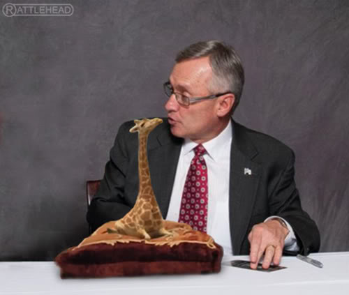 tresselsigning_petitelapgiraffe