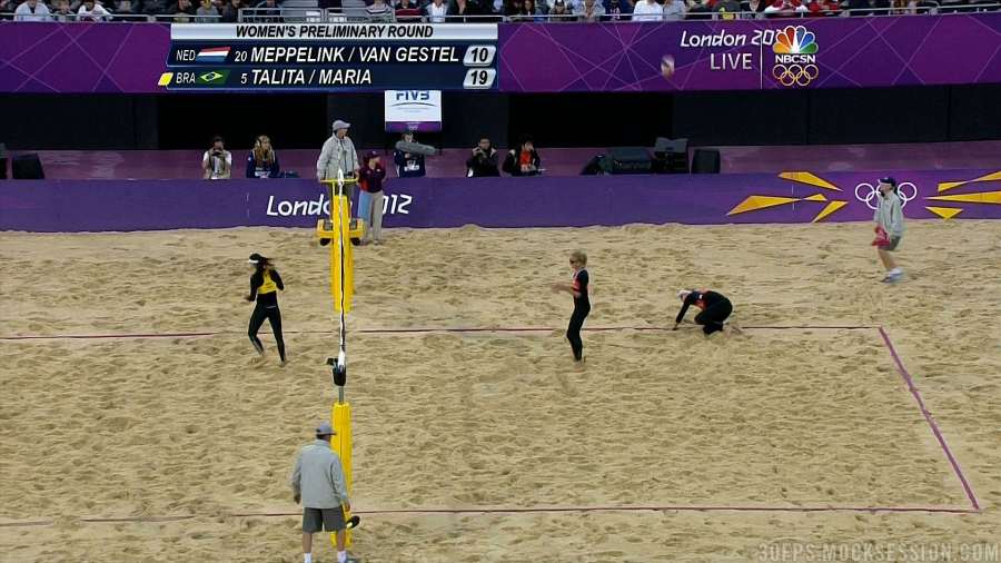 beach voilleyball fully clothed