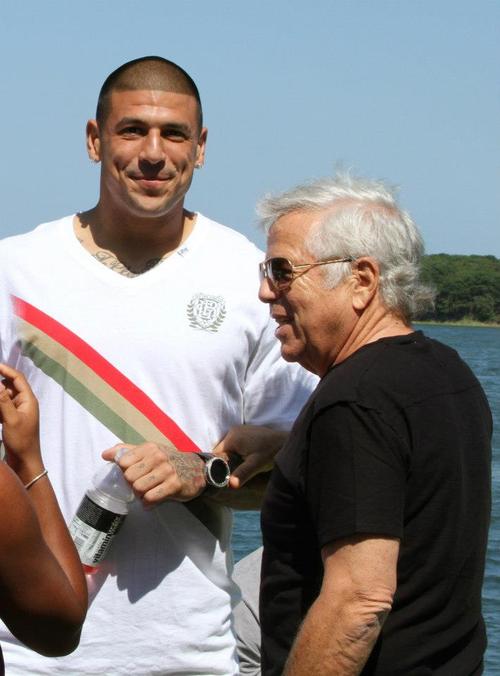 Hernandez and Kraft when they were still BFFs.