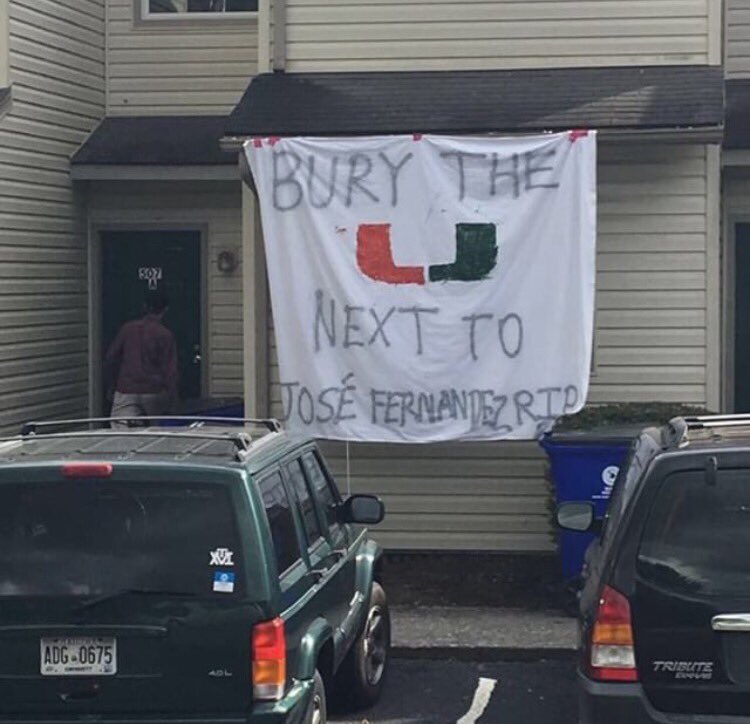 virginia-tech-bury-the-u-sign
